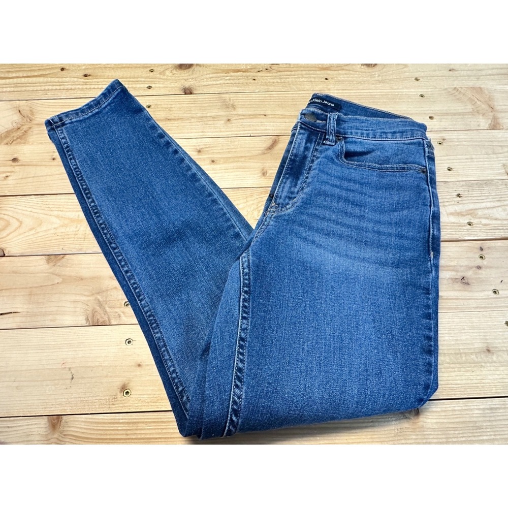 Calvin Klein Jeans Womens Size 2 26 Medium Wash REPREVE Skinny Leg Denim Blue